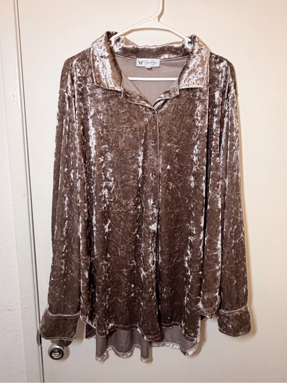 Jessica Simpson Crushed Velvet Button-Down Top in Taupe